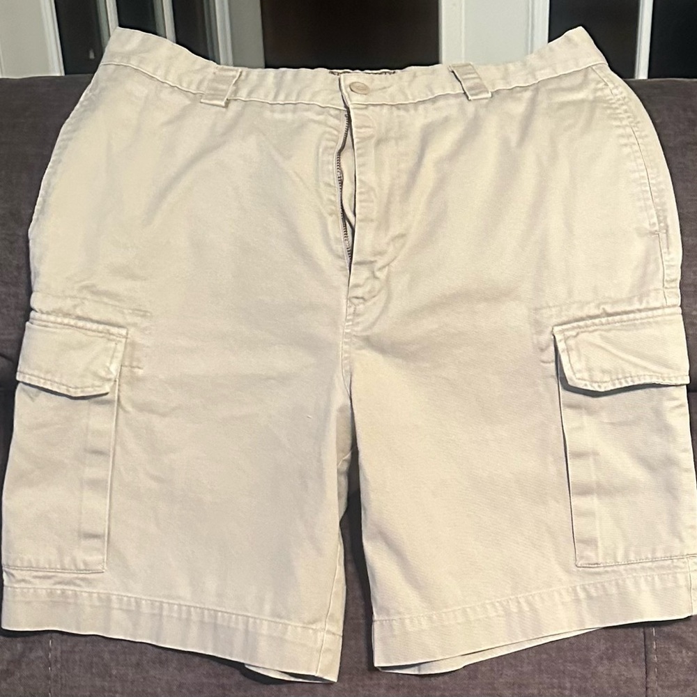 Men's Cream Cargo Shorts